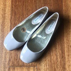 Steve Madden Nude Flats Size 8